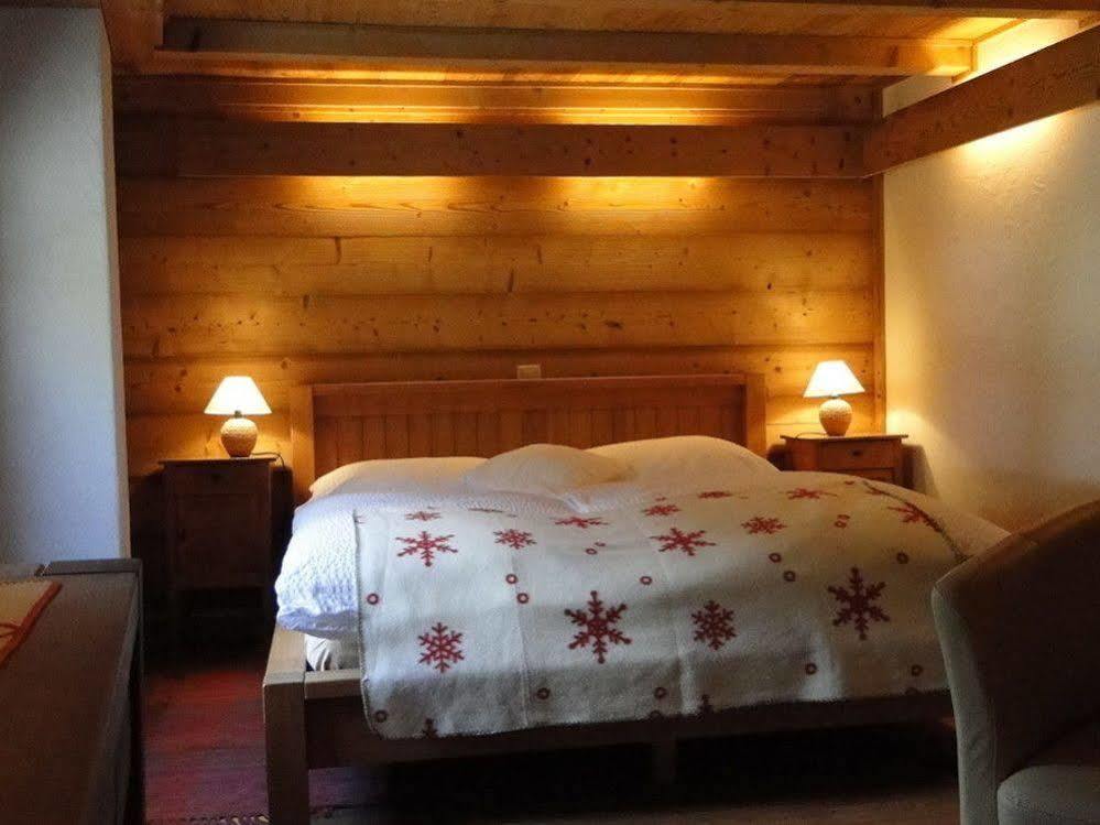 Hotel Restaurant Les Lilas Ле-Дьяблере Экстерьер фото