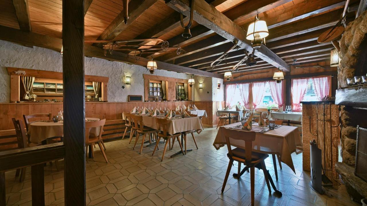 Hotel Restaurant Les Lilas Ле-Дьяблере Экстерьер фото